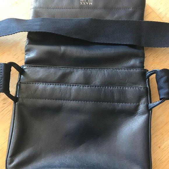 MAXX NY Navy handsfree bag - Picture 3 of 3
